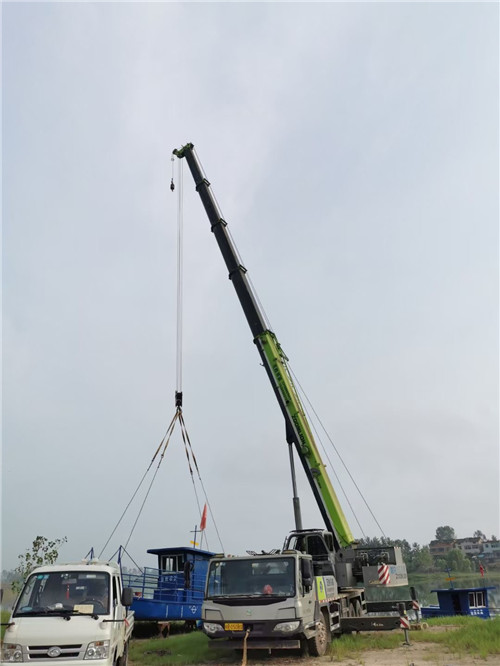 广宗县桥梁建设吊装案例